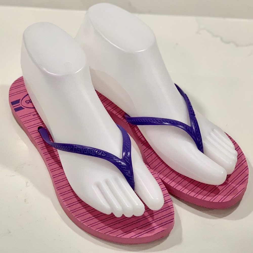 Havaianas Pink/ Purple Strap Size 7/8